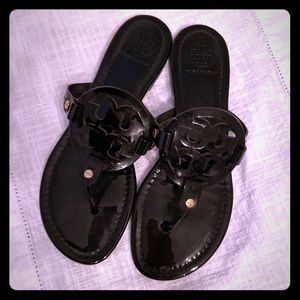 Tory Burch Black Leather sandal🖤